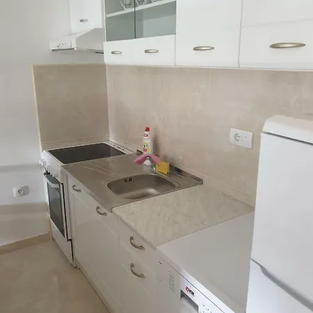 Elena Apartman *